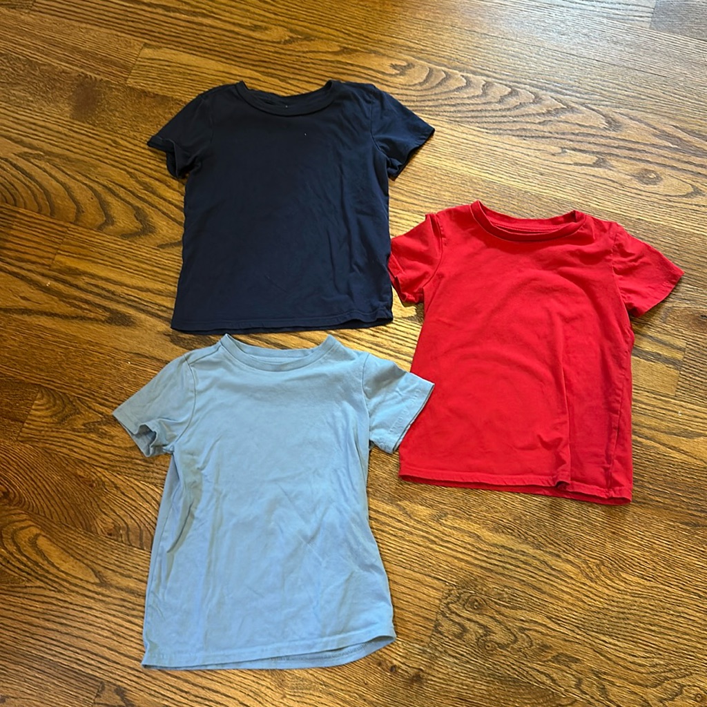 Guc Epic Threads TShirts 3 Size 5